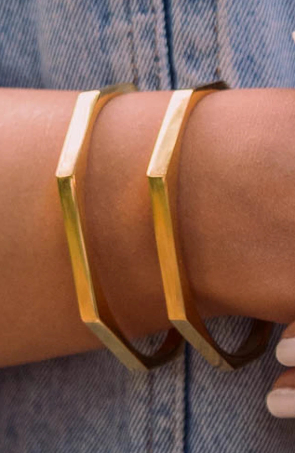 Lintel bracelet