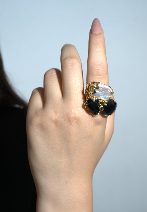Black Pearl Ring